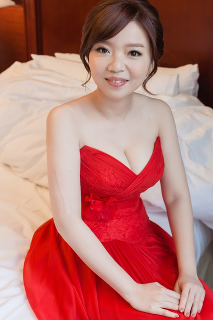 -新秘小淑台北京采飯店新秘推薦中部新秘-歐美-編髮-韓妝-韓系-鮮花手腕花手捥花001 - 新秘小淑, 新娘秘書, 新娘造型, 台中新秘, 台北新秘, 新秘推薦, 新娘彩妝造型, 婚禮婚紗新秘, 韓系婚禮婚紗造型, 韓系風格造型, 韓系妝髮造型, 美式風格造型, 美式妝髮造型, 台中霧眉推薦, PTT新秘推薦, PTT新娘秘書, PTT人氣新秘, PTT台中新秘推薦, 美式風格婚紗造型, 美式婚禮婚紗造型, 美式造型, 美式婚紗妝髮, 韓系婚紗妝髮造型, 自助婚紗造型, 新秘shu Makeup, 顏氏牧場新秘推薦, 萊特薇庭新秘推薦, 林酒店新秘推薦, 顏氏牧場新秘秘書, 萊特薇庭新娘秘書, 林酒店新娘秘書, 台中新秘推薦, 台中新娘秘書, 台中美式婚紗造型, 台中美式風格婚紗造型, 台中新娘秘書推薦
